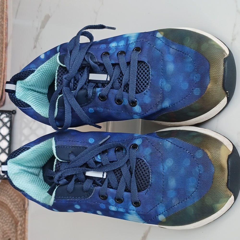 Vionic Blue Athletic Shoes